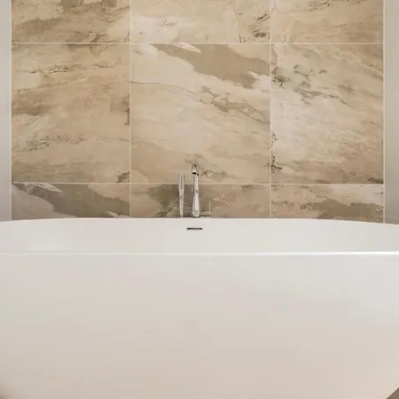 Luxurious Studio Only 15 Minutes From Center אמסטרדם