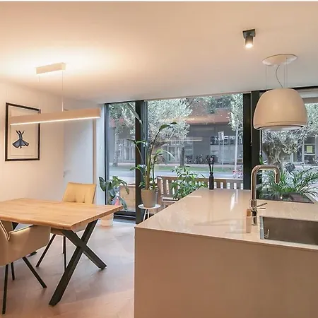 Luxurious Studio Only 15 Minutes From Center Amsterdam