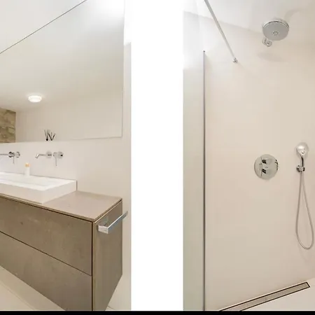 Luxurious Studio Only 15 Minutes From Center Отель типа 
